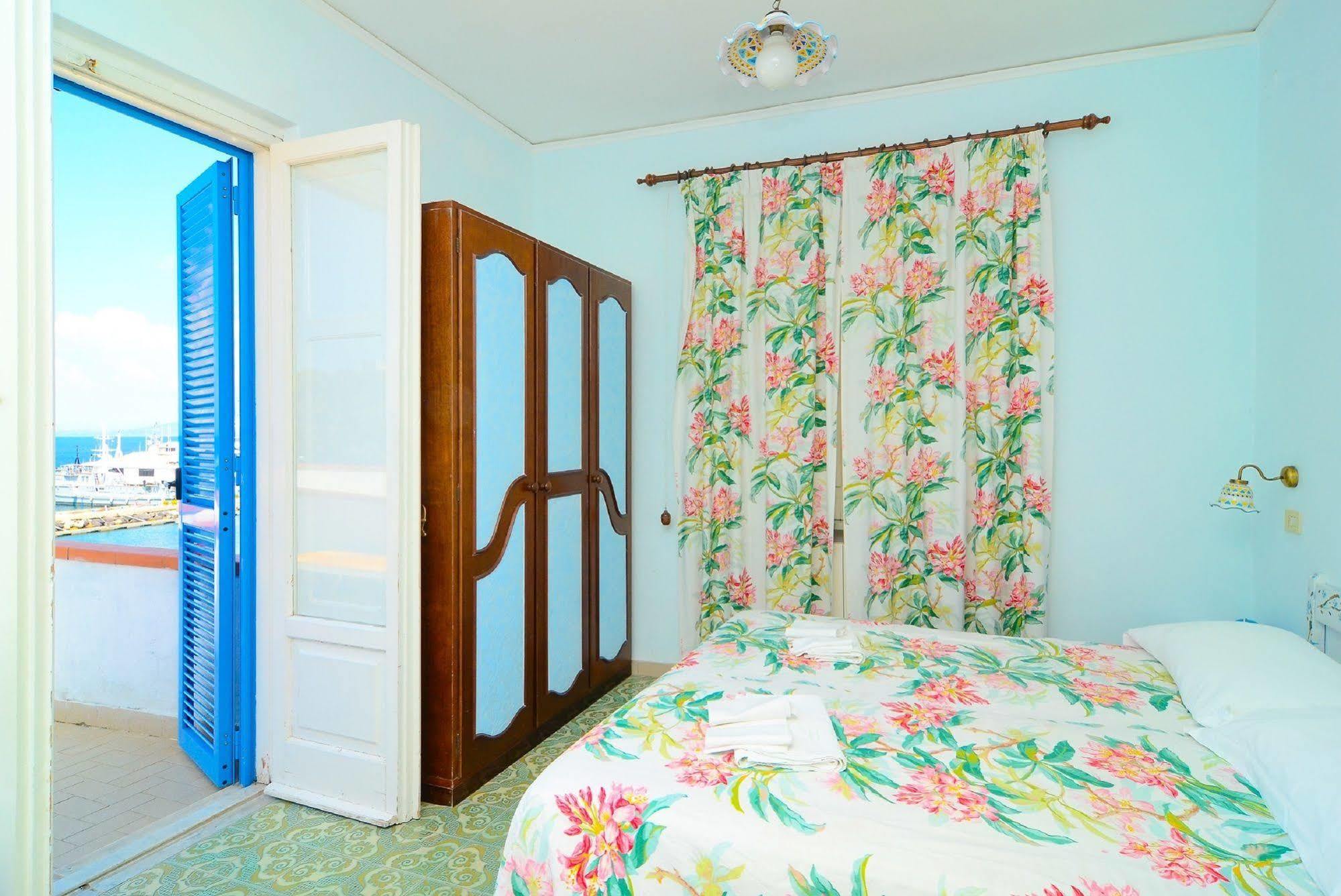 Hotel Terme Marina Lacco Ameno  Esterno foto