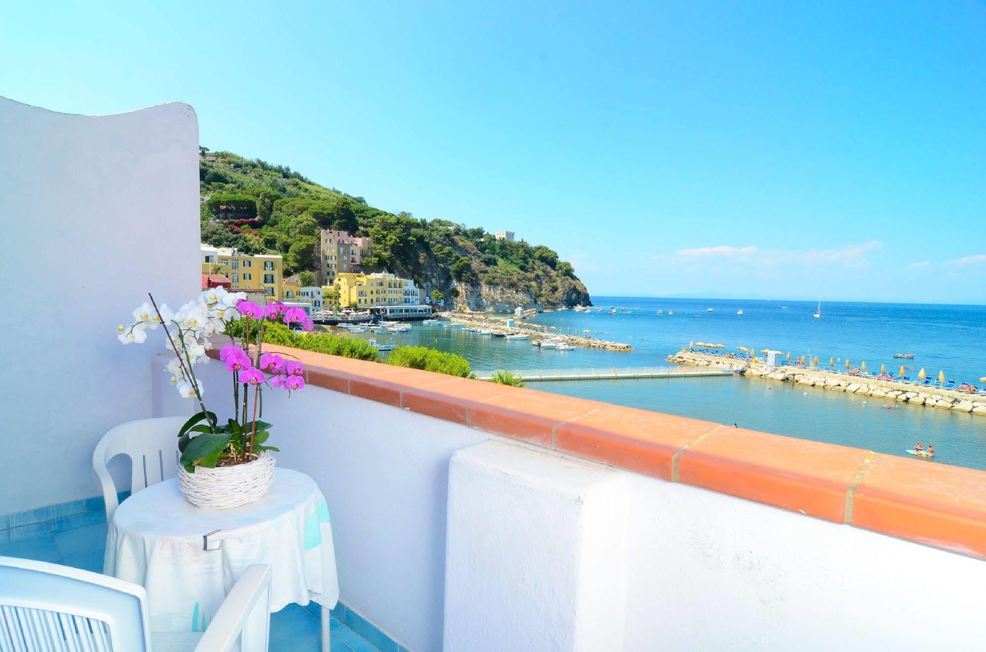 Hotel Terme Marina Lacco Ameno  Esterno foto